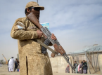 Sinalakay ng Pakistan ang Afghanistan, dose-dosenang patay
