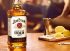 Ang merkado ng bourbon ay bumabagal nang husto, at sinuspinde ni Jim Beam ang produksyon hanggang 2027